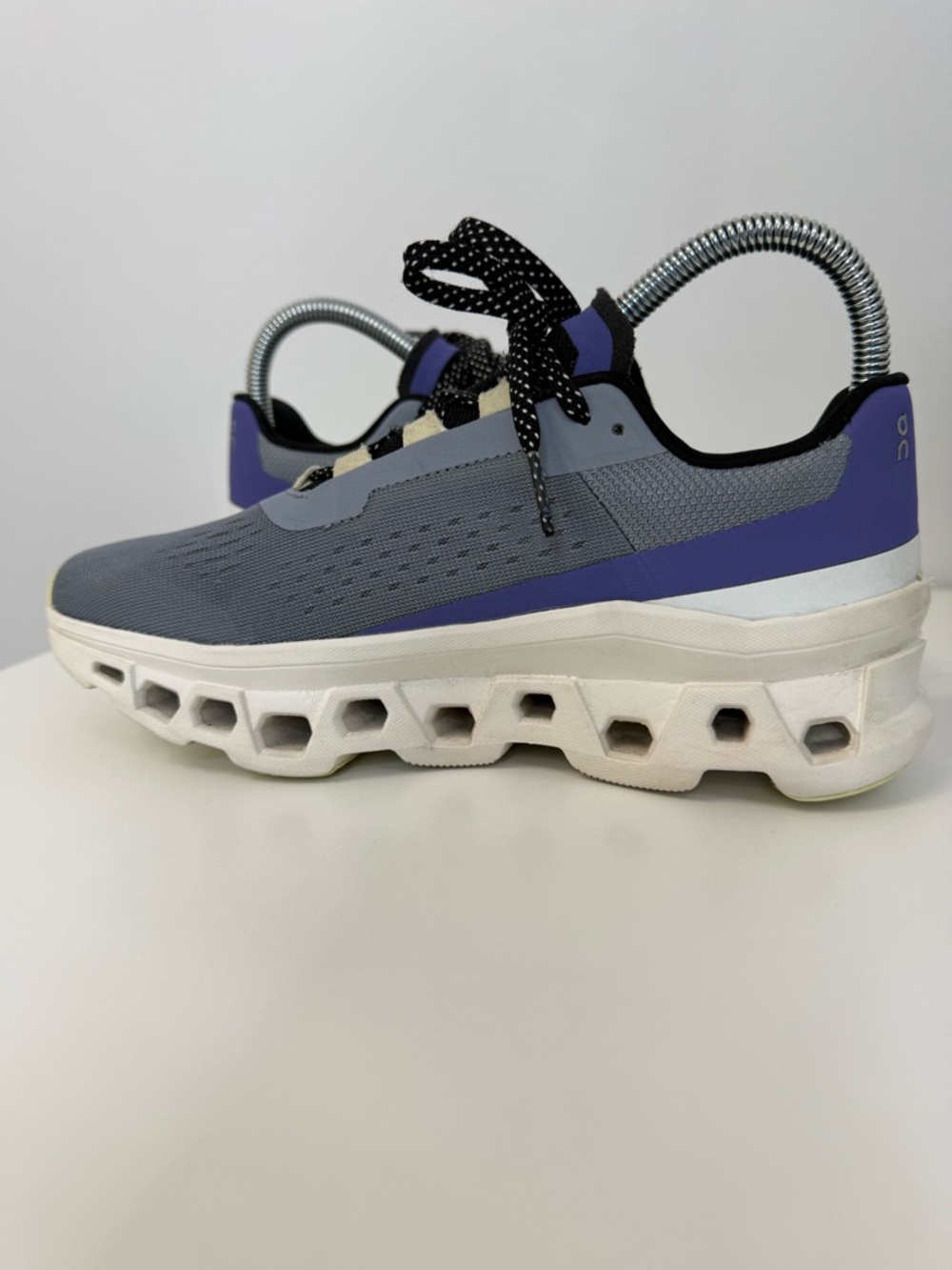 On Running Cloudmonster Mist Blueberry Size Women’s 6.5 Helion Cloudtec - Picture 7 of 9